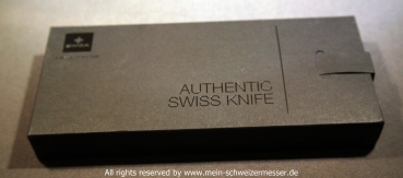 Schweizer Taschenmesser SWIZA D03, All Black (AllBlack), komplett in schwarz, neu mit Sammlerbox