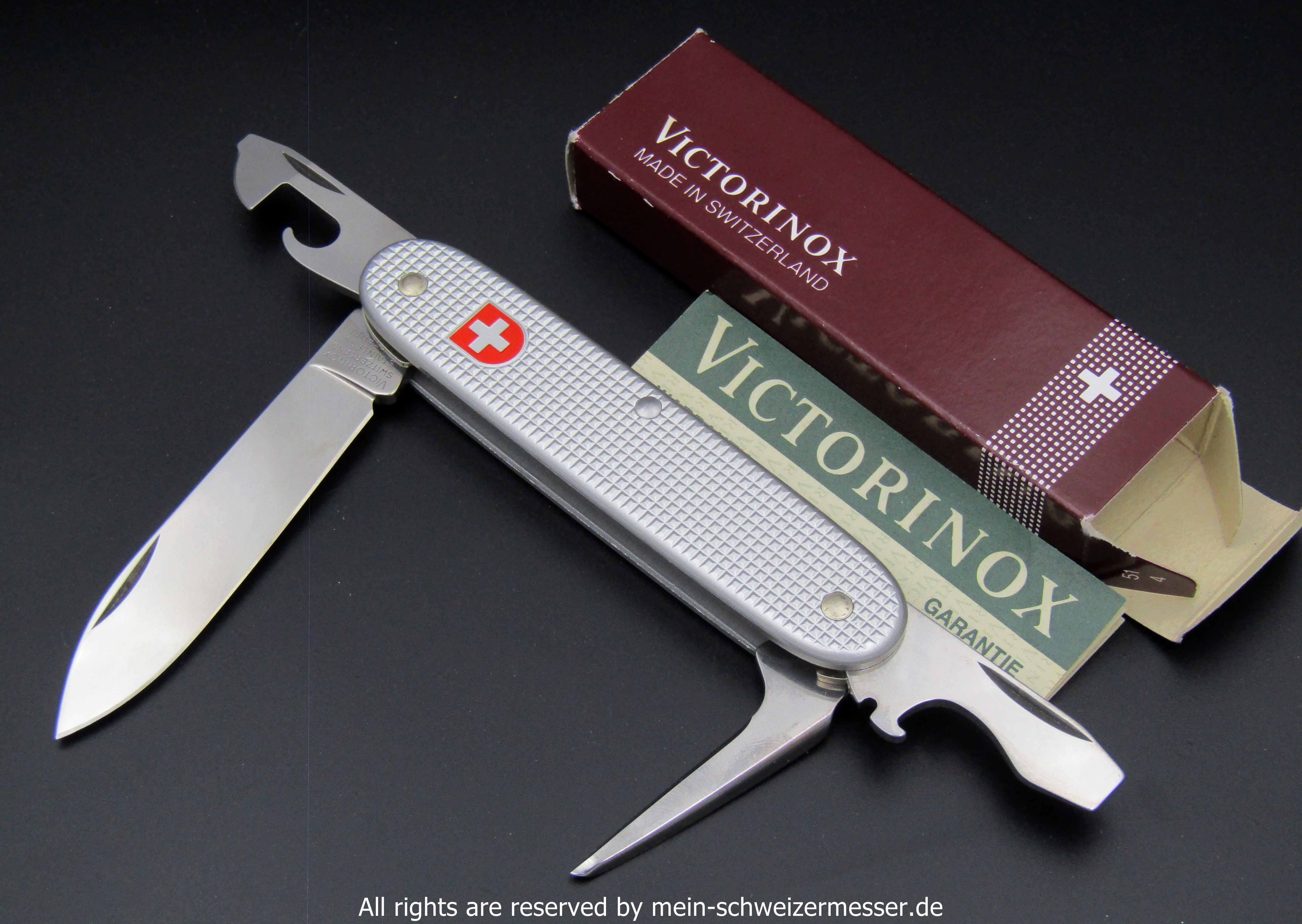 Vintage 1996 Swiss Army Victorinox Alox Soldier Pocket Knife with Box