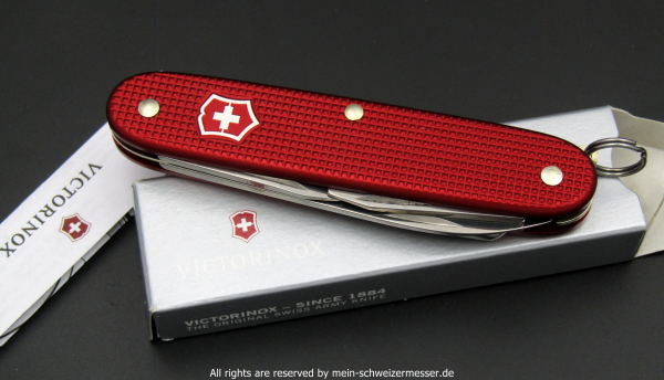 Schweizer Taschenmesser, Victorinox PIONEER " SWISS "