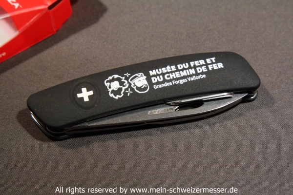 Schweizer Taschenmesser SWIZA D03, Ausgabe für das Eisenbahn Museum in Vallorbe, schwarz, neu und originalverpackt